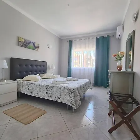Cozy & Airy Albufeira